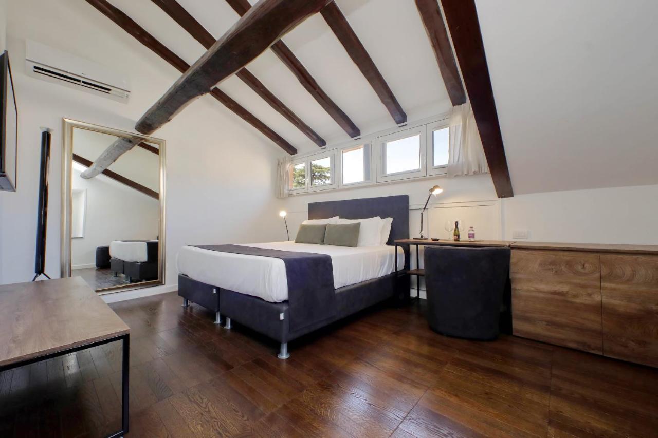 Youroom Corsini Roma Exterior foto